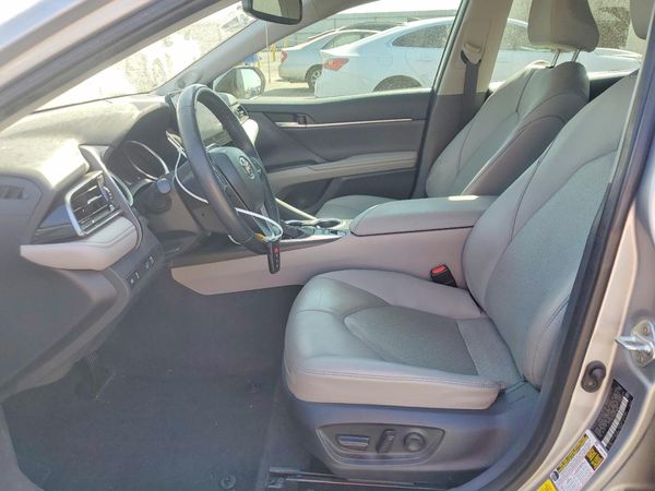 2023 TOYOTA CAMRY XLE