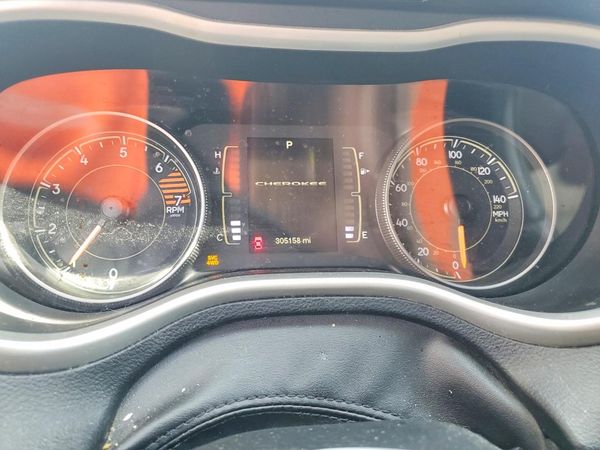 2016 JEEP CHEROKEE Latitude/Longitude/North