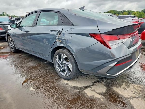2025 HYUNDAI ELANTRA