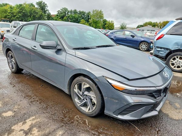 2025 HYUNDAI ELANTRA