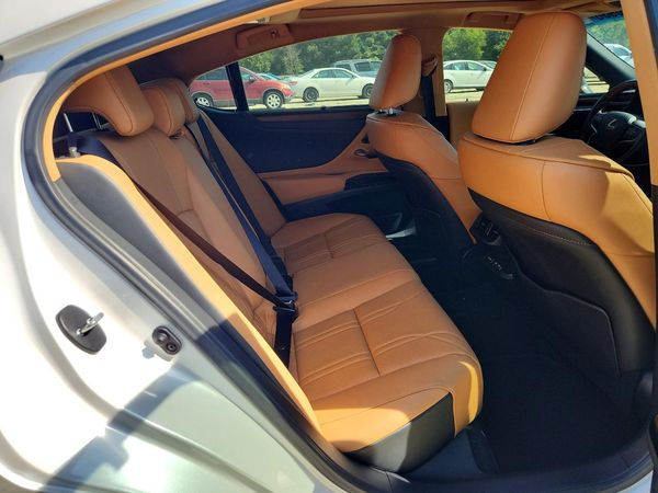 2024 LEXUS ES 350