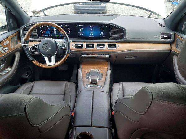2022 MERCEDES-BENZ GLS