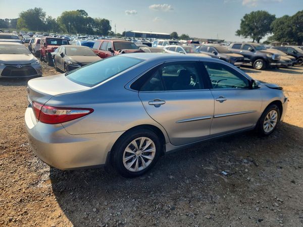 2017 TOYOTA CAMRY