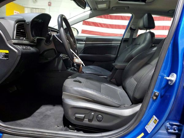 2017 HYUNDAI ELANTRA — DENT