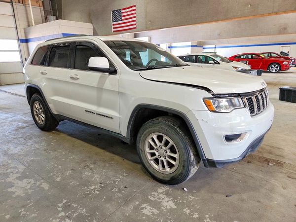 2018 JEEP CHEROKEE Laredo — Passenger 3/4