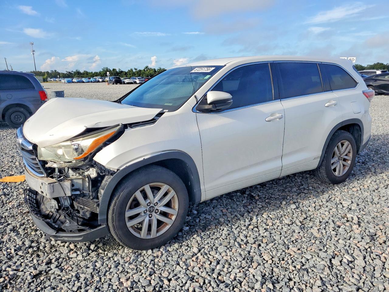 2016 TOYOTA HIGHLANDER