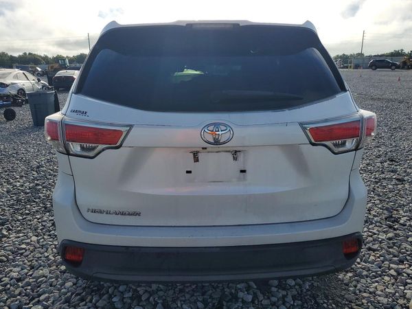 2016 TOYOTA HIGHLANDER