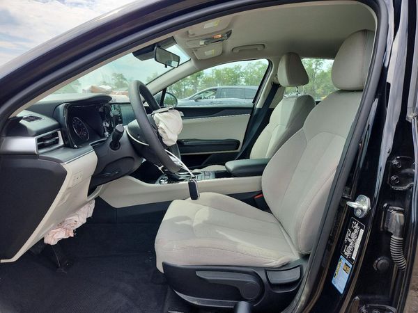 2022 KIA K5