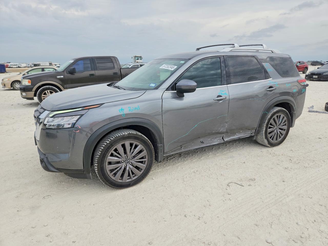 2023 NISSAN PATHFINDER