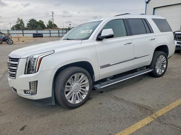 2016 CADILLAC ESCALADE Platinum