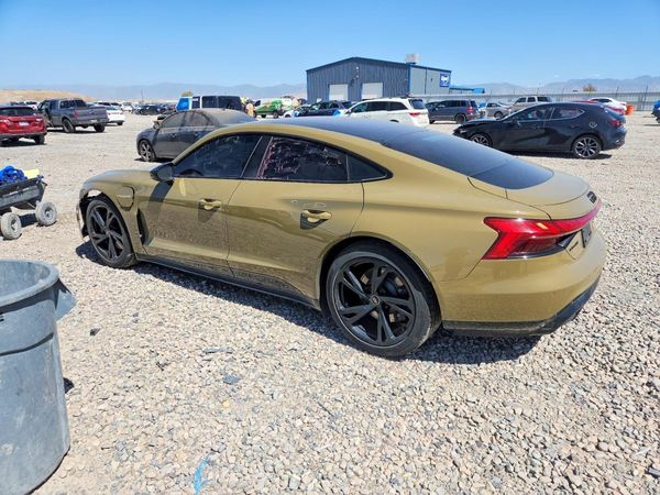 2024 AUDI E-TRON GT