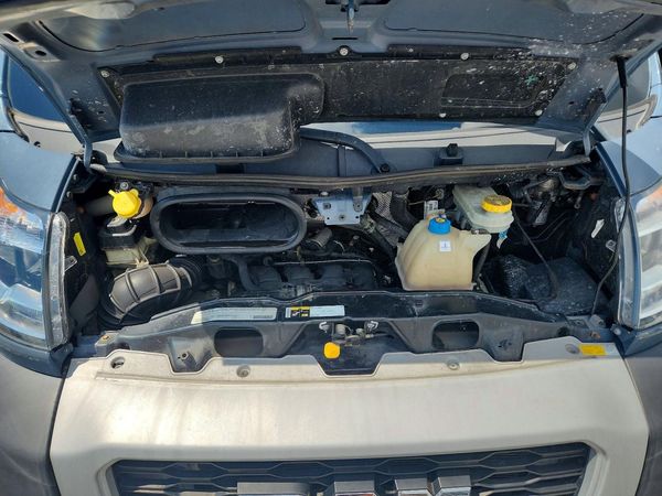 2020 RAM PROMASTER 3500 VF — Engine bay