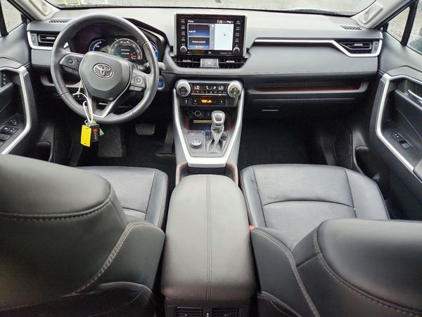 2021 TOYOTA RAV4
