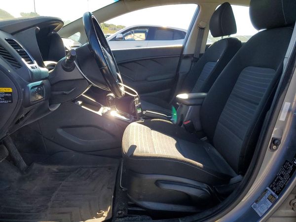 2017 KIA FORTE LX Popular, S