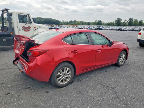 2015 MAZDA 3 Touring/GS
