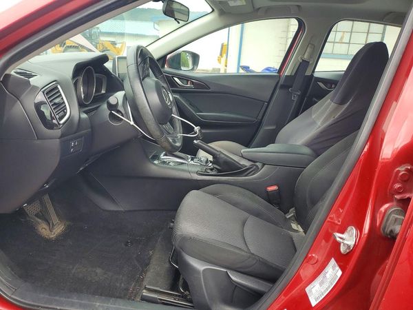 2015 MAZDA 3 Touring/GS