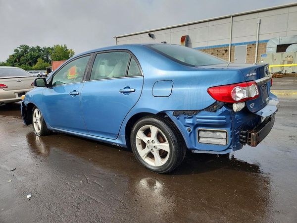 2013 TOYOTA COROLLA