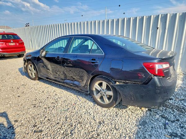 2013 TOYOTA CAMRY