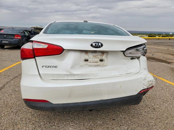 2016 KIA FORTE