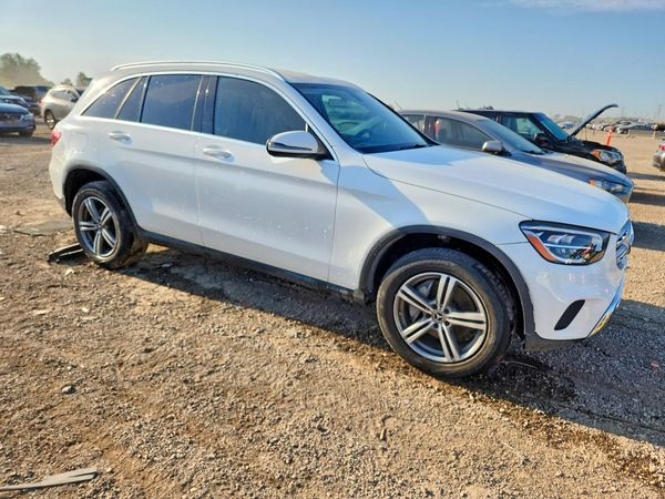 2020 MERCEDES-BENZ GLC