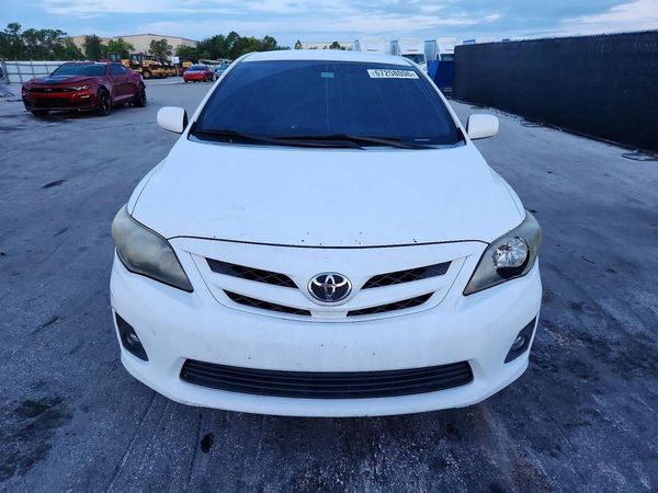 2012 TOYOTA COROLLA