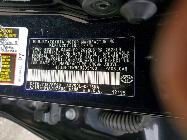 2016 TOYOTA CAMRY