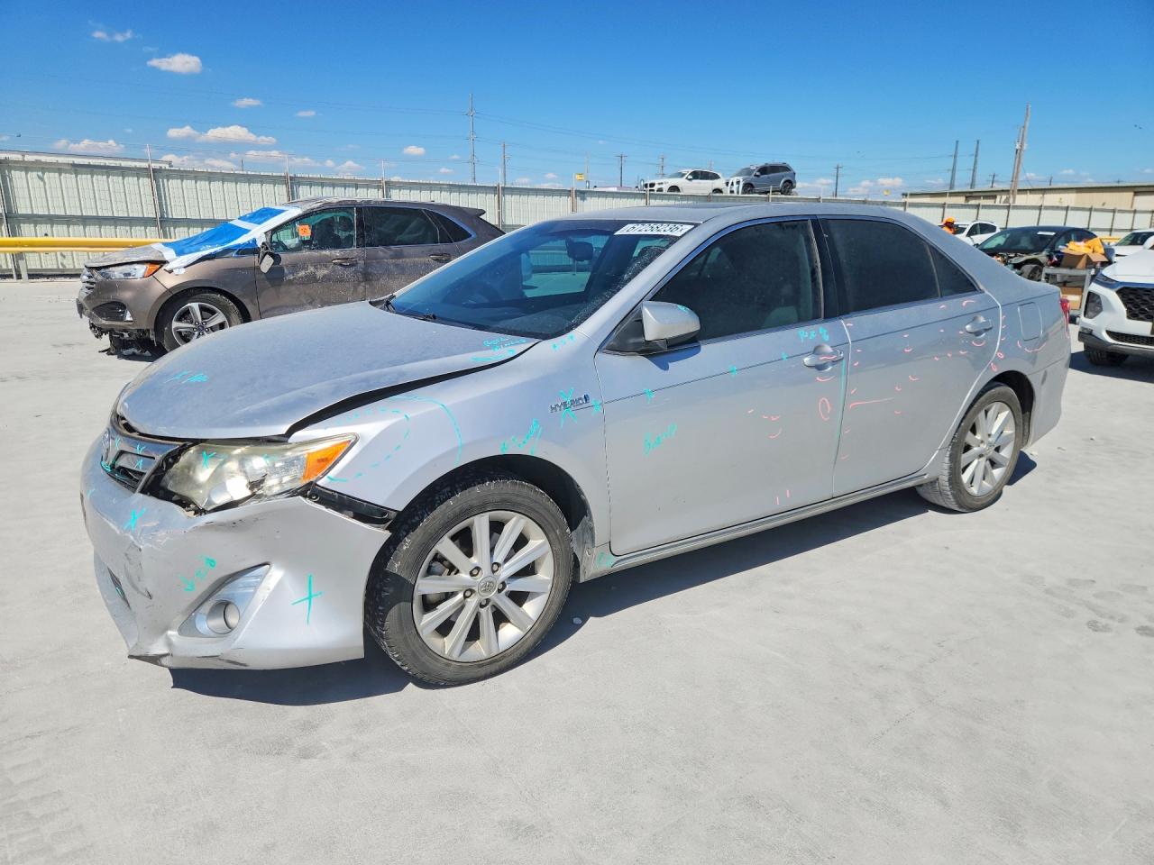 2013 TOYOTA CAMRY SOLA Hybrid