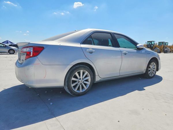 2013 TOYOTA CAMRY SOLA Hybrid