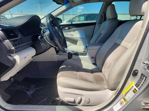 2013 TOYOTA CAMRY SOLA Hybrid