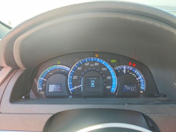 2013 TOYOTA CAMRY SOLA Hybrid