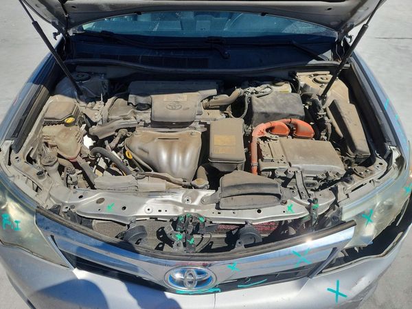 2013 TOYOTA CAMRY SOLA Hybrid