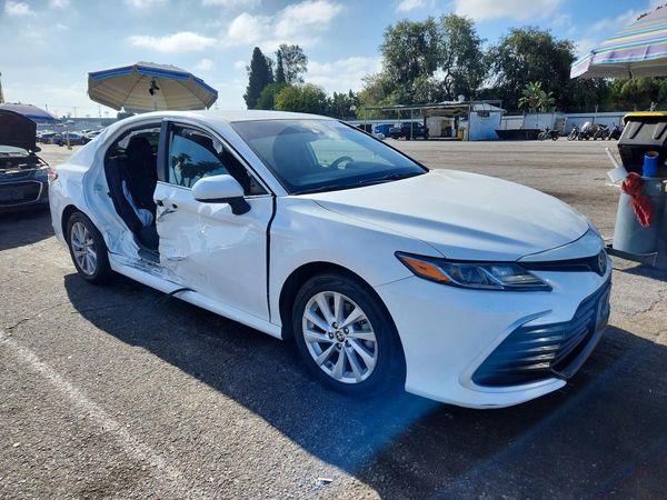 2021 TOYOTA CAMRY