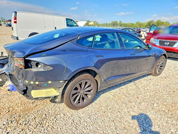 2020 TESLA MODEL S
