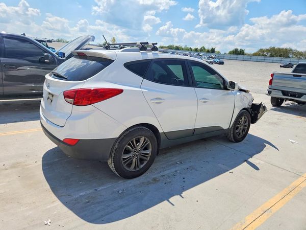 2015 HYUNDAI TUCSON GLS (Middle)