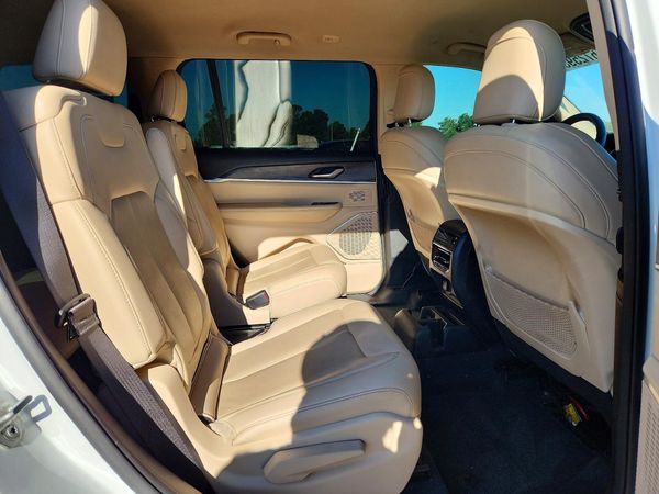 2022 JEEP GRAND CHEROKEE