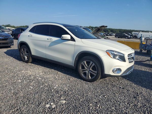2018 MERCEDES-BENZ GLA