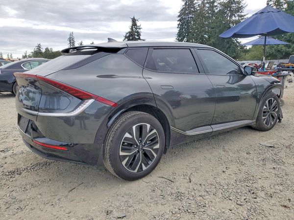 2023 KIA EV6