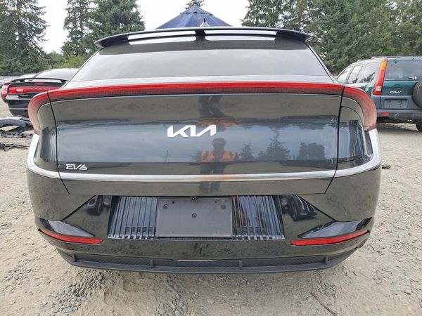 2023 KIA EV6
