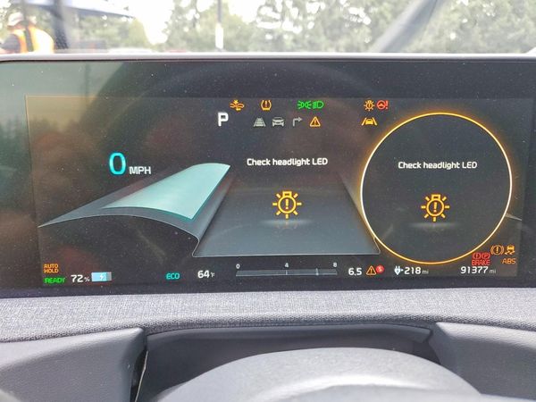 2023 KIA EV6