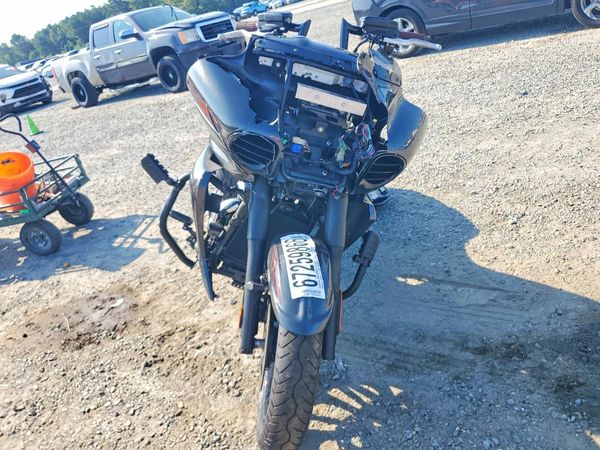 2021 KAWASAKI VN1700