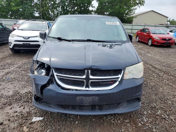2013 DODGE GRAND CARAVAN SE