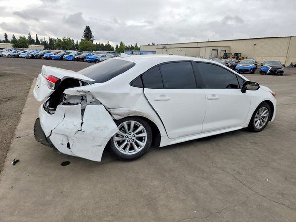 2024 TOYOTA COROLLA