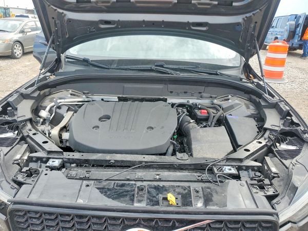 2024 VOLVO XC60
