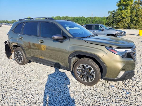 2025 SUBARU FORESTER Premium