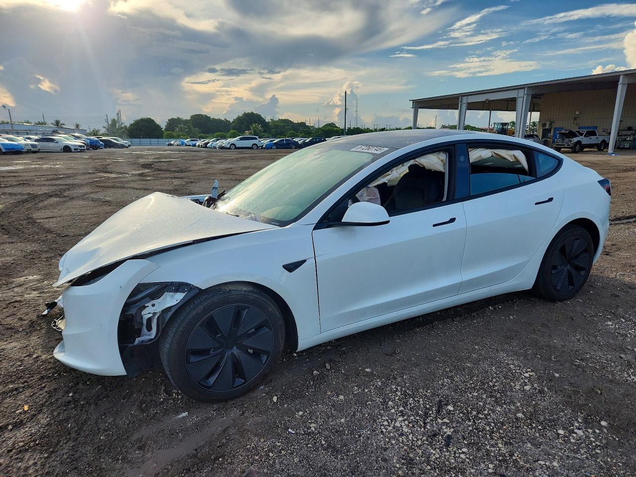 2025 TESLA MODEL 3