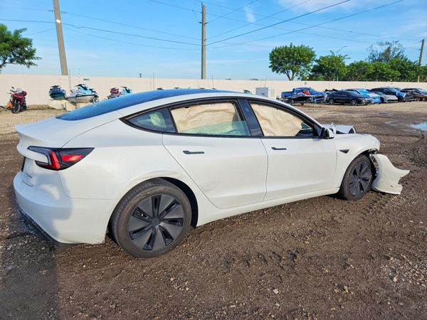2025 TESLA MODEL 3