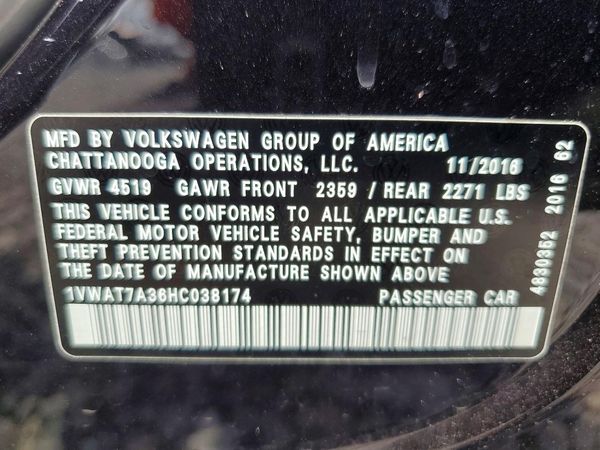 2017 VOLKSWAGEN PASSAT
