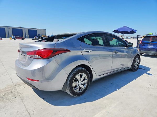2016 HYUNDAI ELANTRA