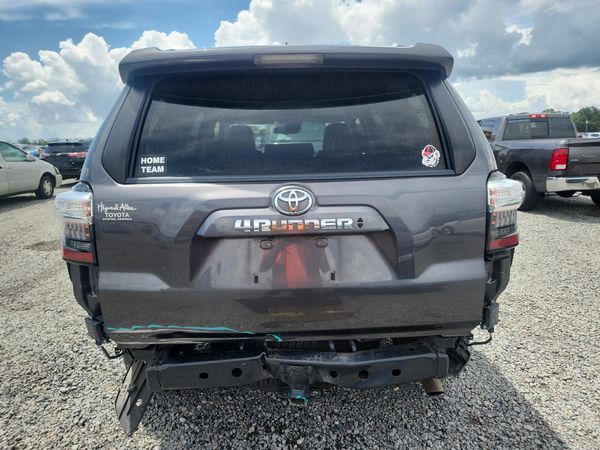2023 TOYOTA 4RUNNER SR5 Prem