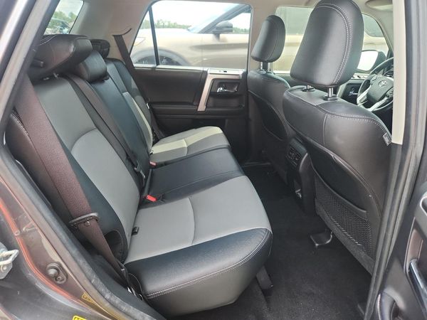 2023 TOYOTA 4RUNNER SR5 Prem